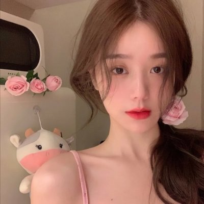 蒙娜丽莎与血月亮